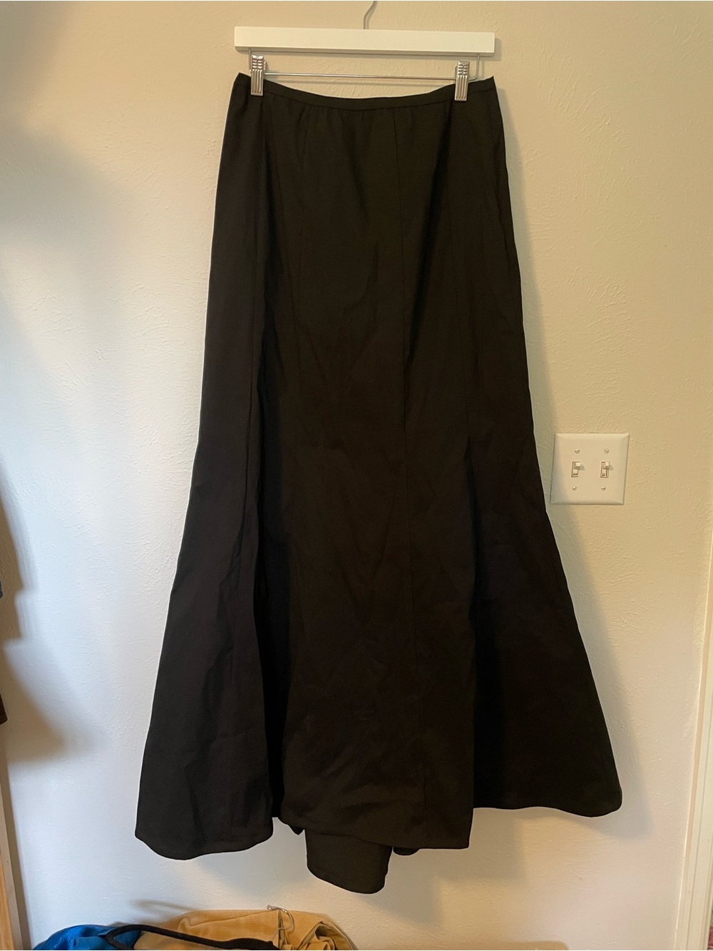 Tadashi Black Maxi Skirt Size 10/30in